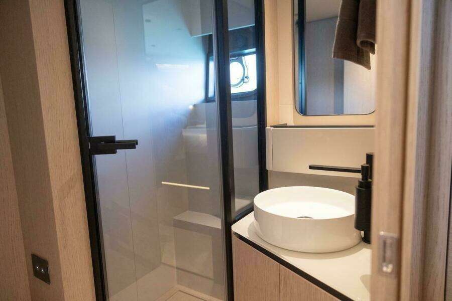 Macu 58ft Ferretti Yachts Yacht For Sale