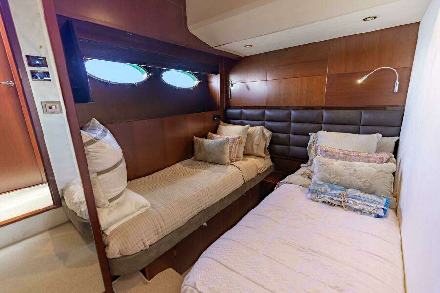 2011 Princess 64 'Harbor Story' - Guest Stateroom