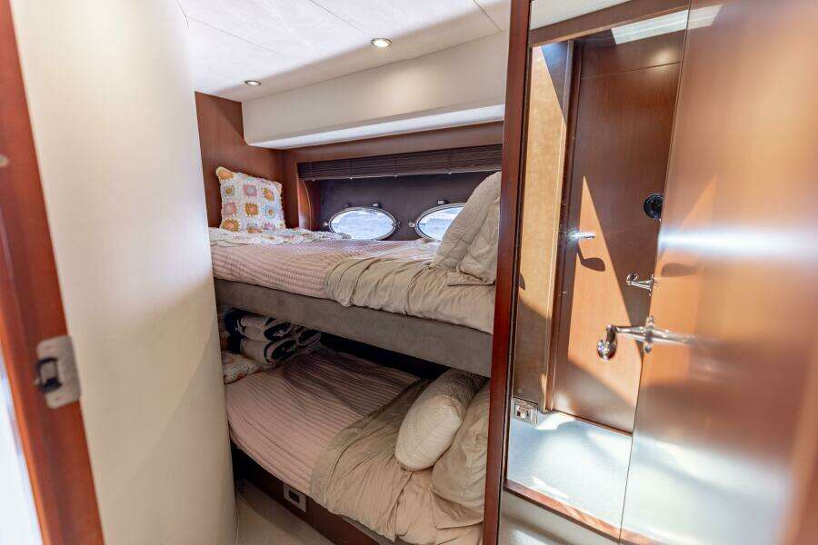 2011 Princess 64 'Harbor Story' - Guest Stateroom