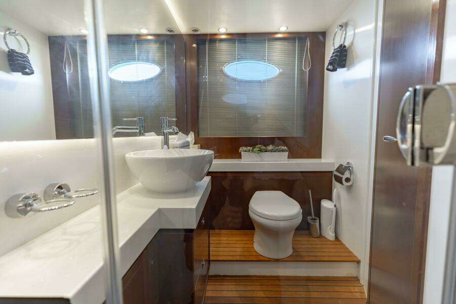 2011 Princess 64 'Harbor Story' - Master Stateroom Head