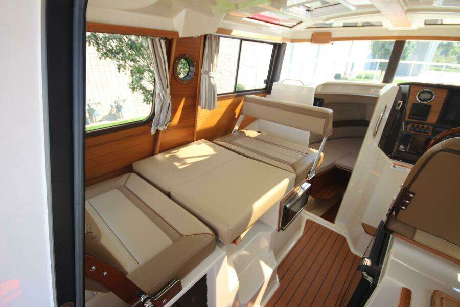 LVL  IV 25ft Ranger Tugs Yacht For Sale