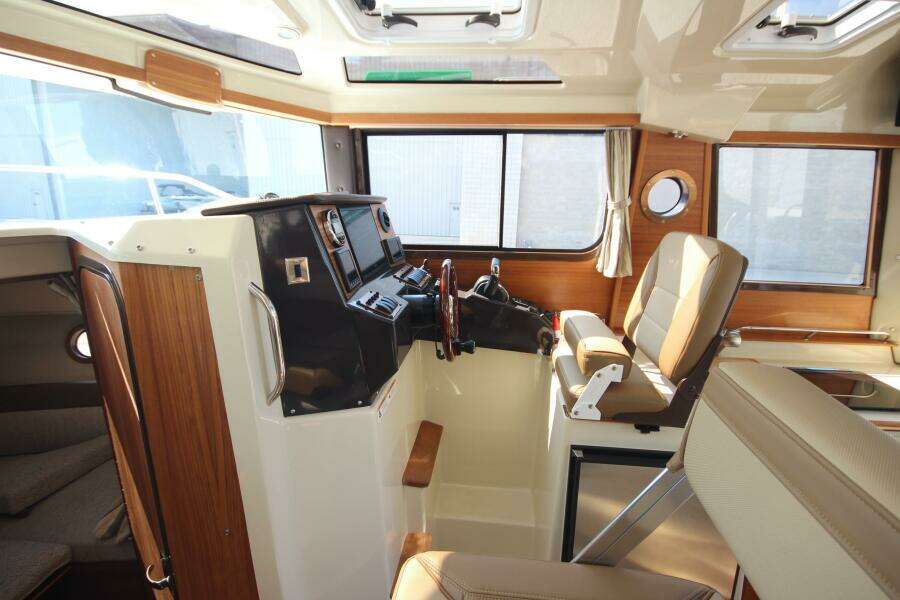 LVL  IV 25ft Ranger Tugs Yacht For Sale
