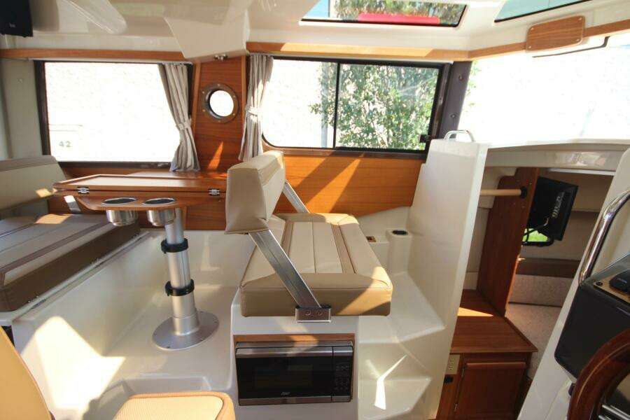 LVL  IV 25ft Ranger Tugs Yacht For Sale