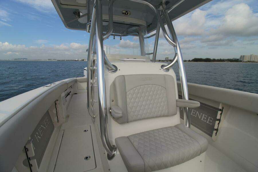 30ft Jupiter Yacht For Sale