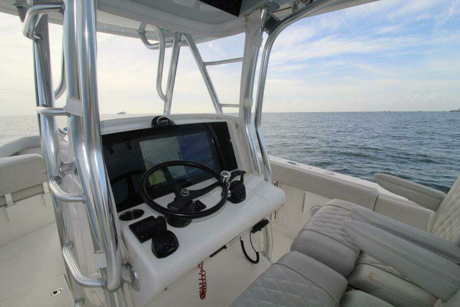30ft Jupiter Yacht For Sale