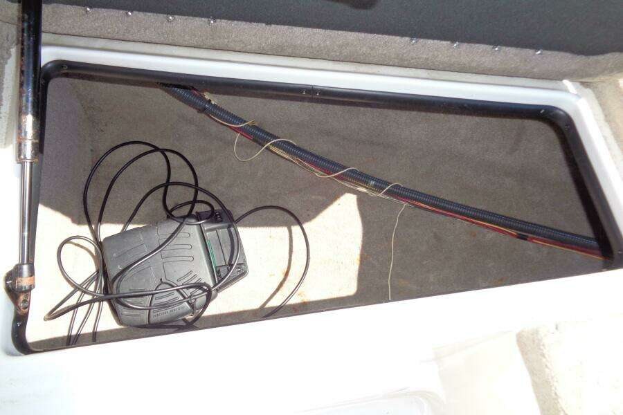 23ft Nitro Yacht For Sale