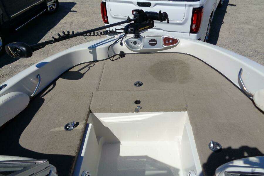 23ft Nitro Yacht For Sale