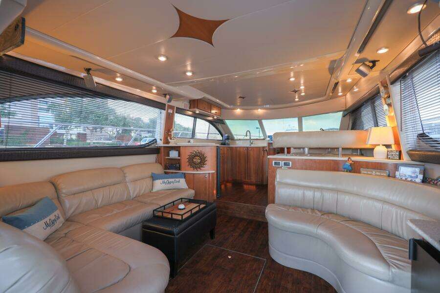2004 Meridian 411 