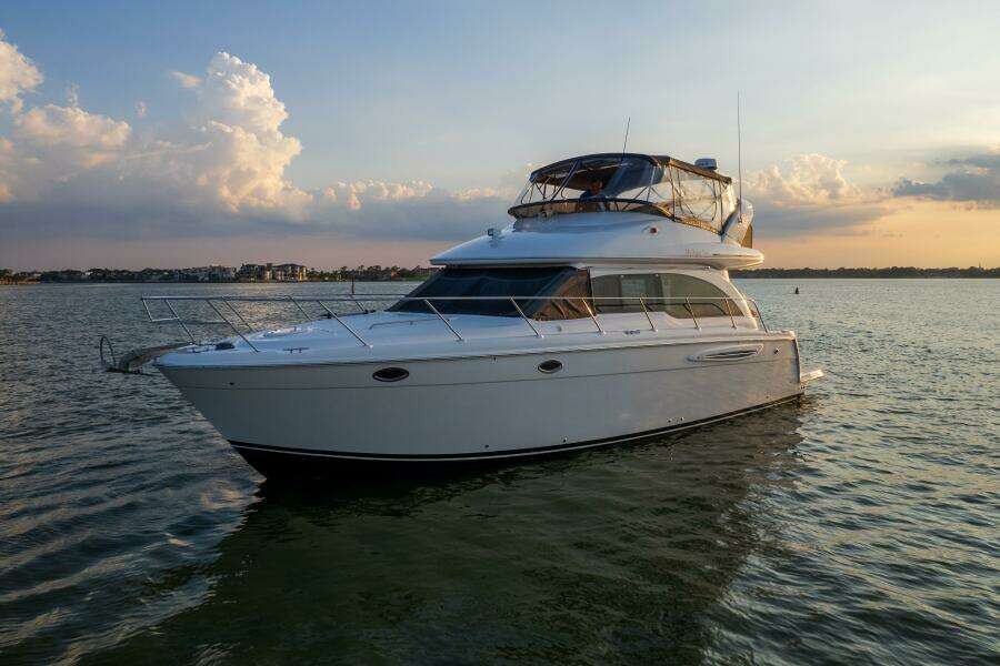 2004 Meridian 411 