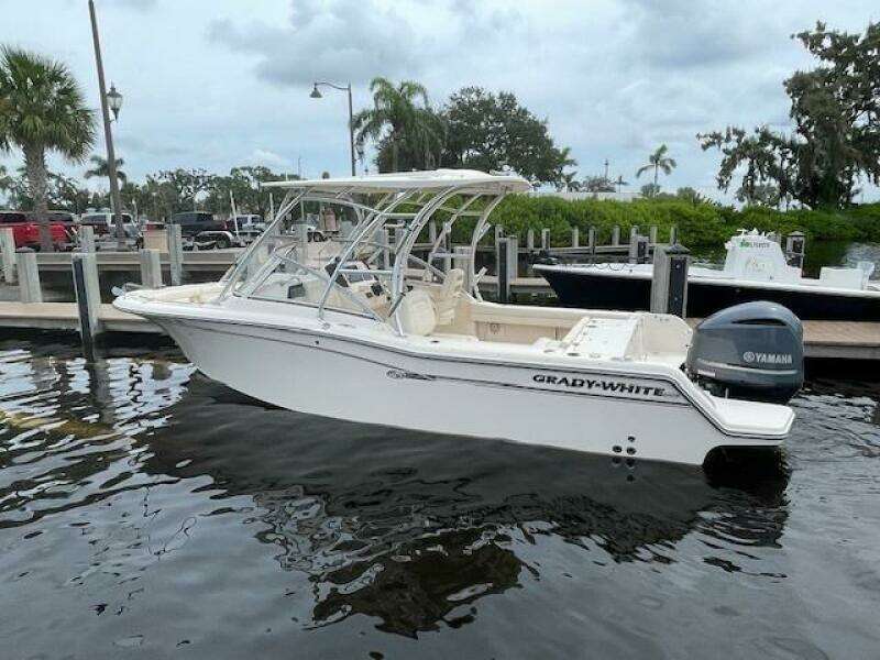 235 Freedom 23ft Grady White Yacht For Sale