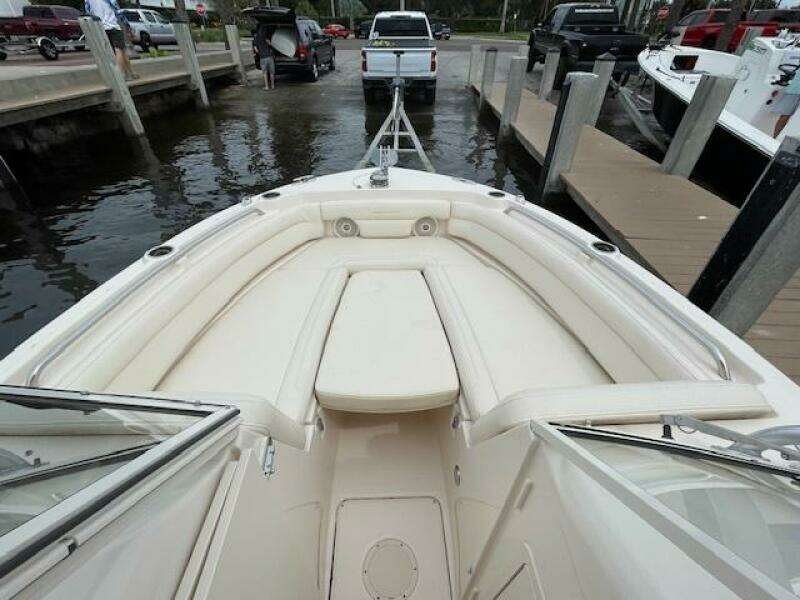 235 Freedom 23ft Grady White Yacht For Sale