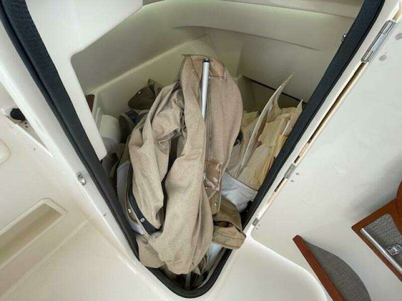 235 Freedom 23ft Grady White Yacht For Sale