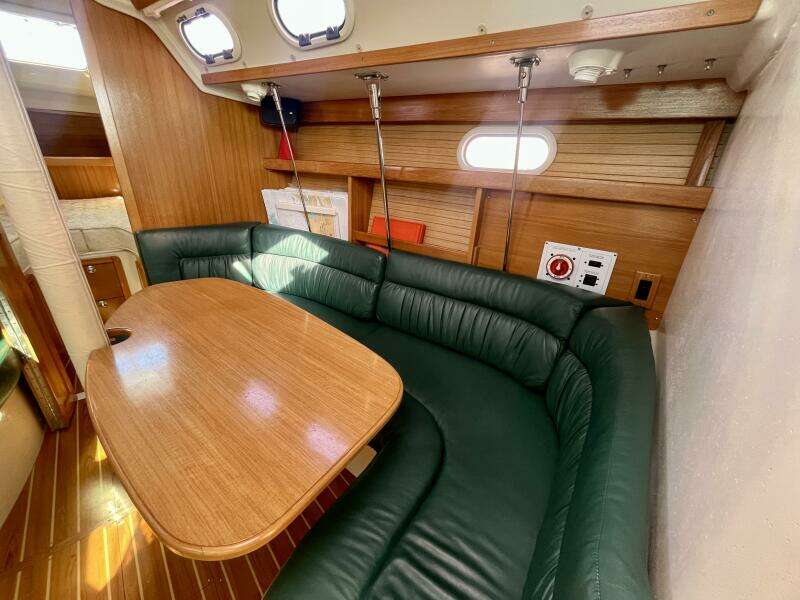 32ft Catalina Yacht For Sale