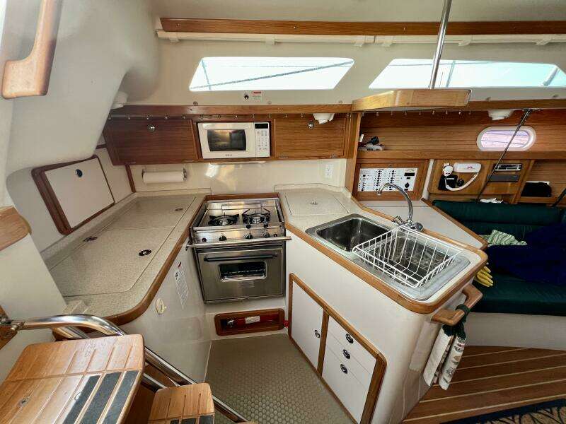 32ft Catalina Yacht For Sale