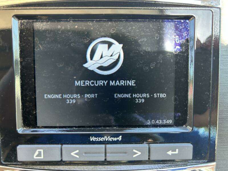 35ft Sea Ray Yacht For Sale