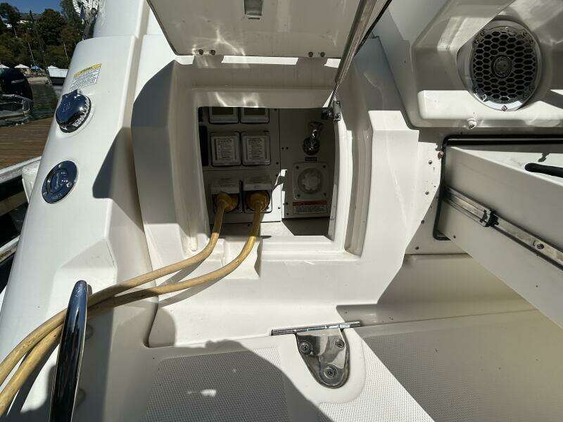 35ft Sea Ray Yacht For Sale
