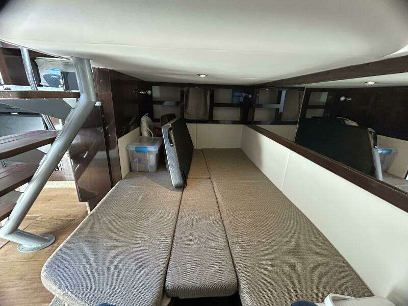 35ft Sea Ray Yacht For Sale