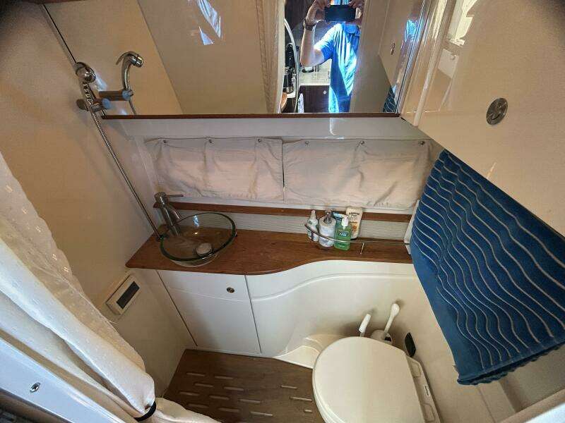 35ft Sea Ray Yacht For Sale