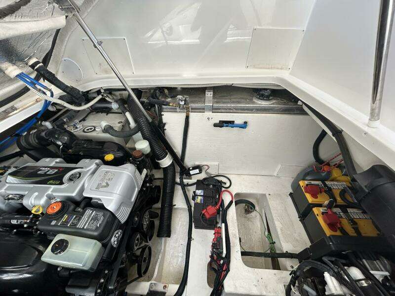 35ft Sea Ray Yacht For Sale