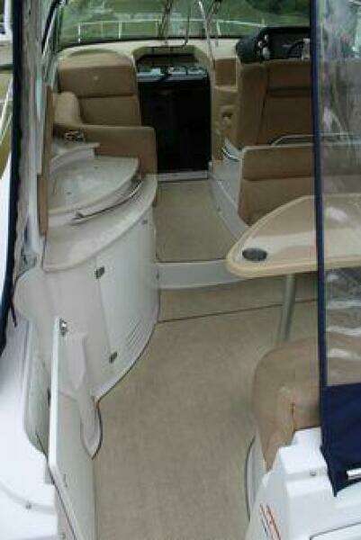 33ft Four Winns Yacht For Sale