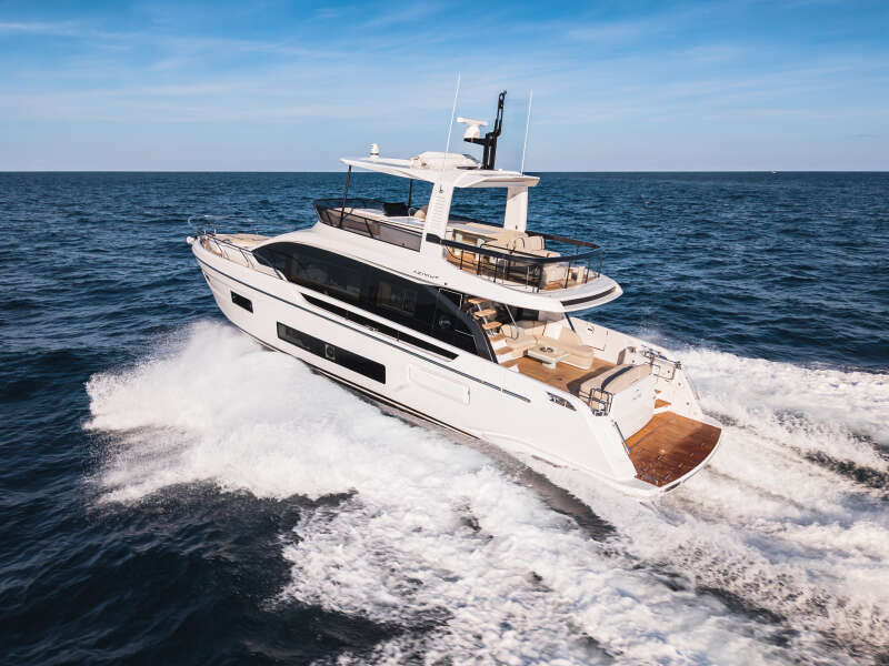 62ft Azimut Yacht For Sale