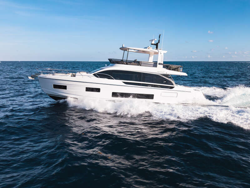 62ft Azimut Yacht For Sale