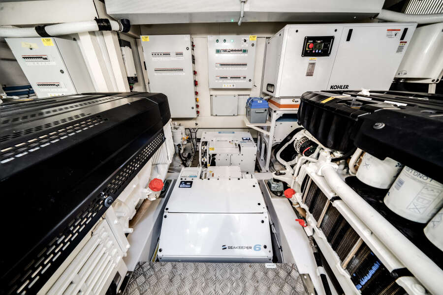 62ft Azimut Yacht For Sale