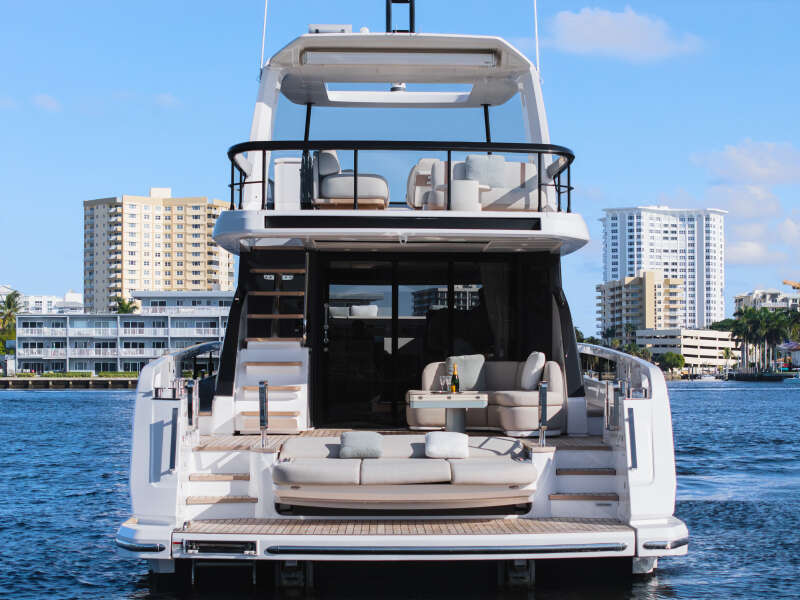 62ft Azimut Yacht For Sale