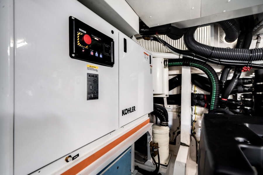 62ft Azimut Yacht For Sale