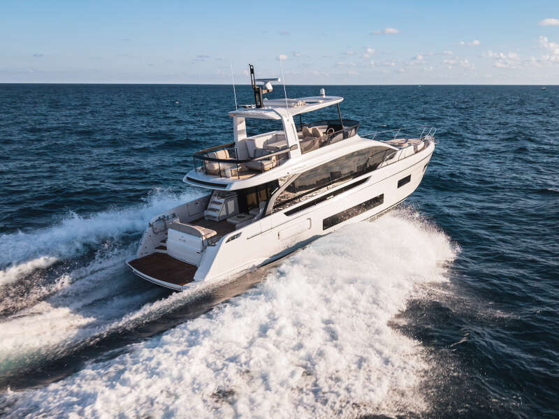 62ft Azimut Yacht For Sale