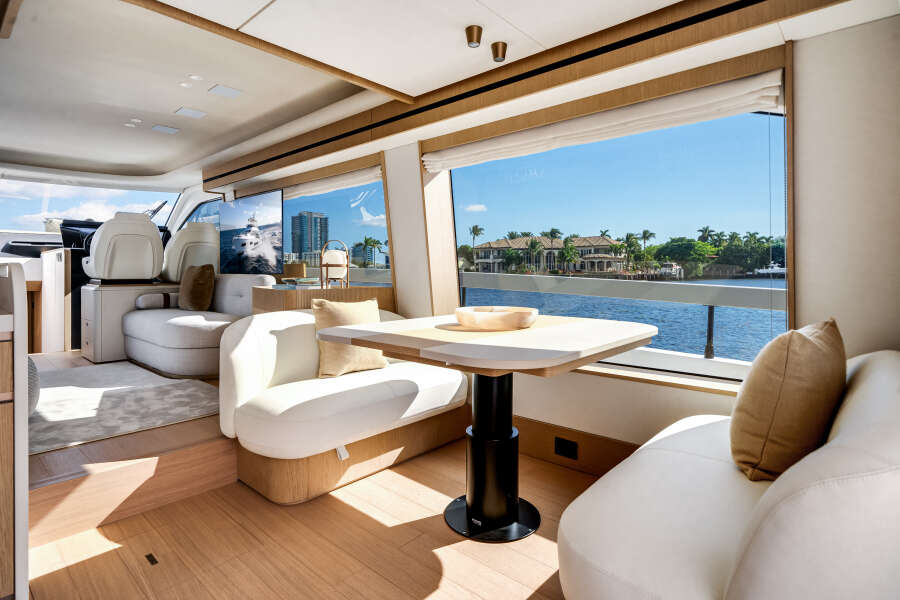 62ft Azimut Yacht For Sale