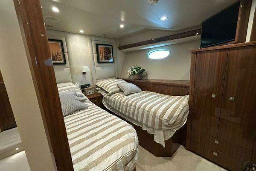 TOSHIN XI 75ft Viking Yacht For Sale