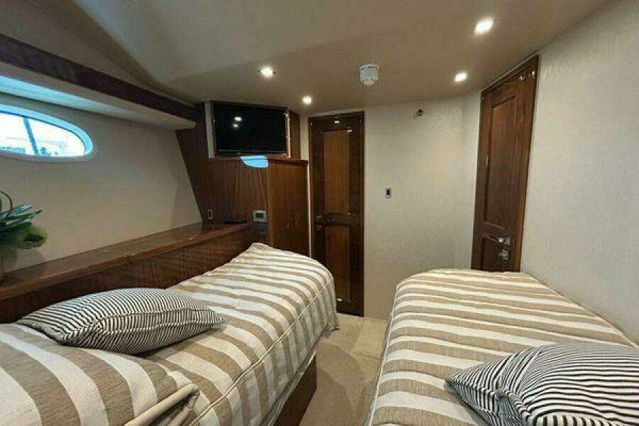 TOSHIN XI 75ft Viking Yacht For Sale