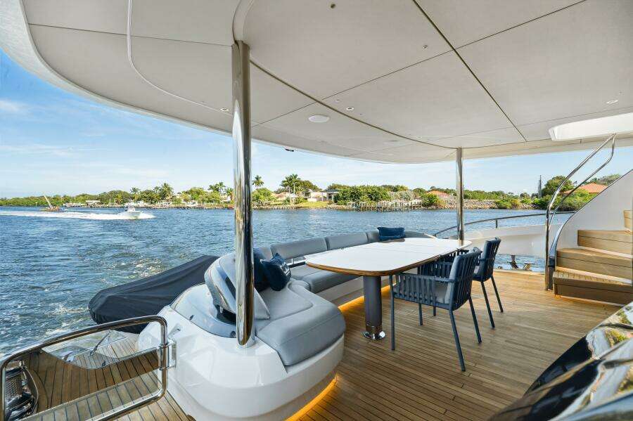 Princess Y95 JUST  PERFECT -Main Deck Dining Aft