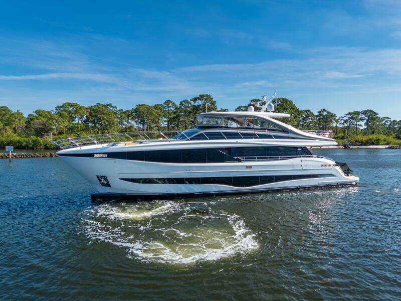Princess Y95 JUST  PERFECT -Exterior