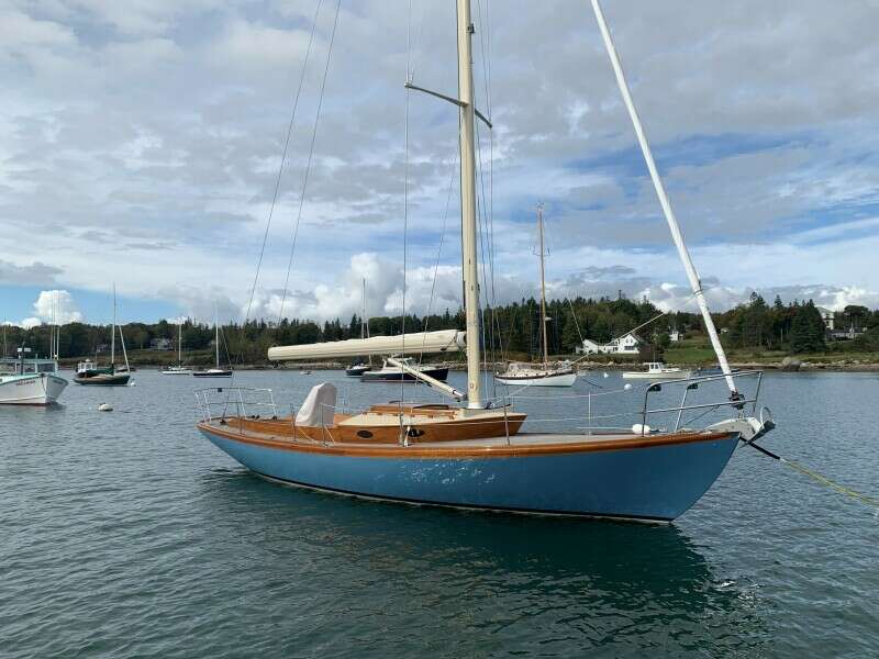 34ft Custom Yacht For Sale