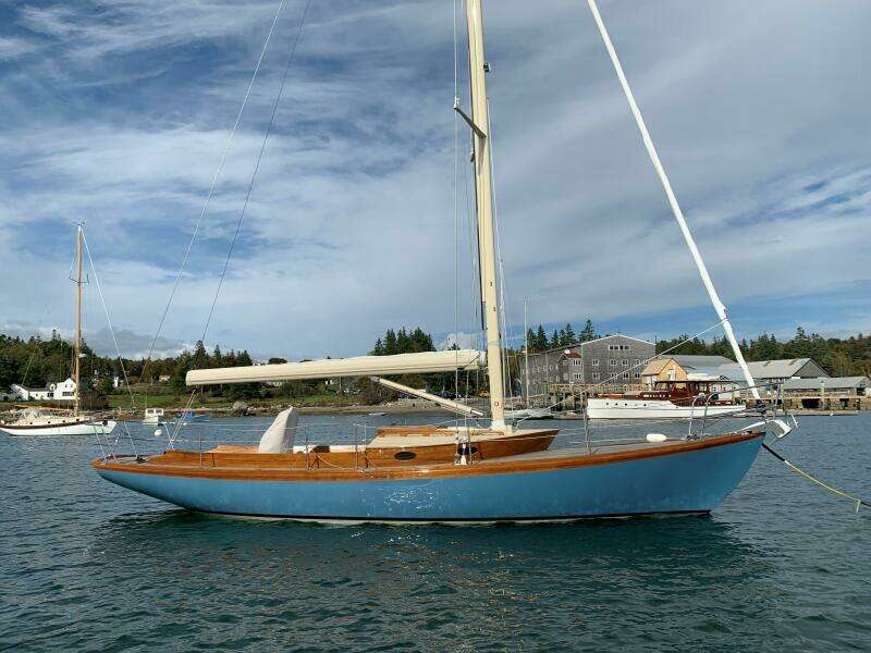 34ft Custom Yacht For Sale