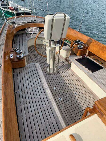 34ft Custom Yacht For Sale