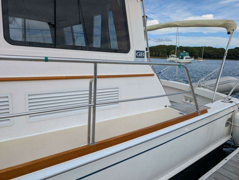 49ft Grand Banks Yacht For Sale