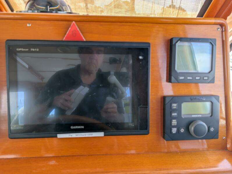 49ft Grand Banks Yacht For Sale
