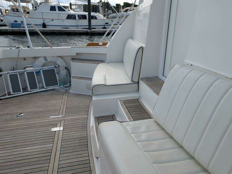49ft Grand Banks Yacht For Sale