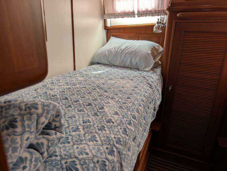 49ft Grand Banks Yacht For Sale