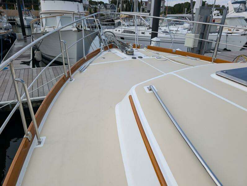 49ft Grand Banks Yacht For Sale