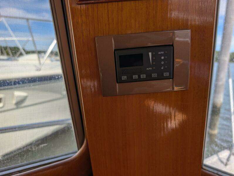49ft Grand Banks Yacht For Sale