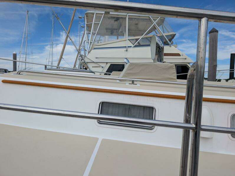 49ft Grand Banks Yacht For Sale