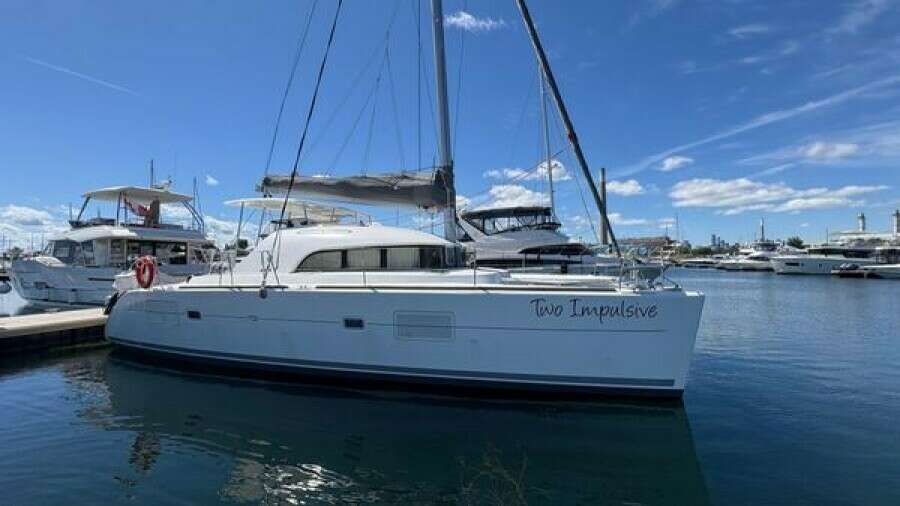 38ft Lagoon Yacht For Sale
