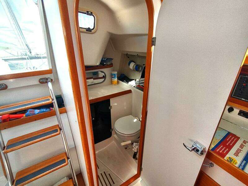 BELLOTA 32ft J Boats Yacht For Sale