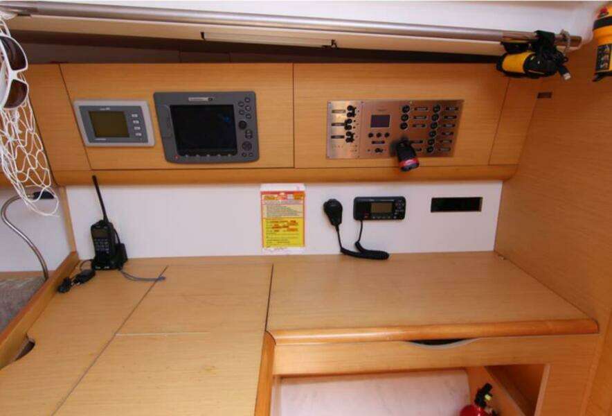 Optimus Prime 40ft Beneteau Yacht For Sale