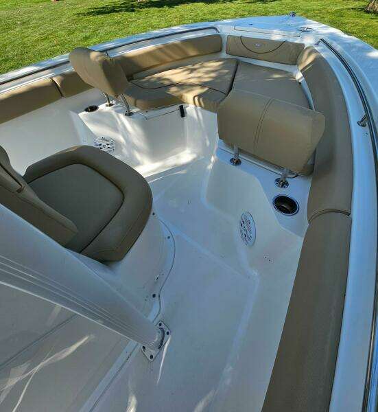 21ft Sea Hunt Yacht For Sale
