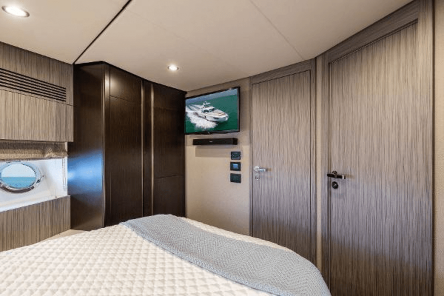 55ft Azimut Yacht For Sale